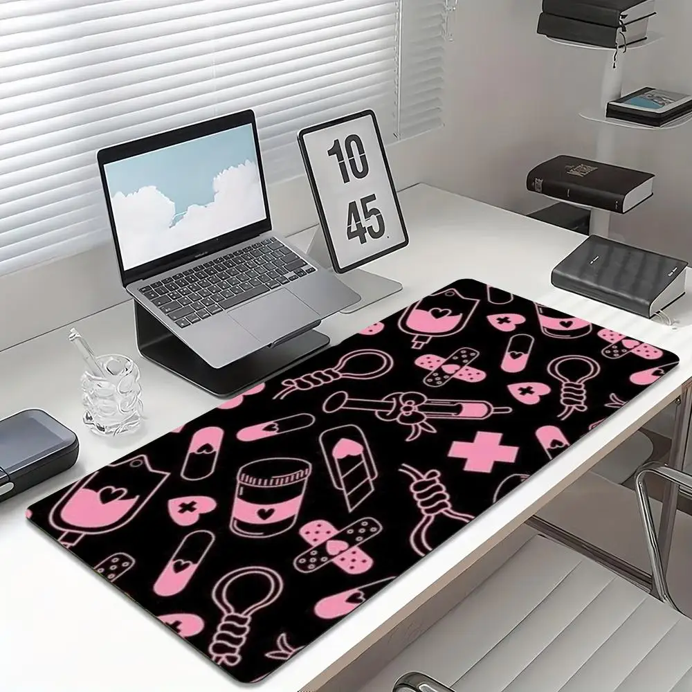 Desk Setup Pc And Laptop - Милый розовый коврик для мыши с